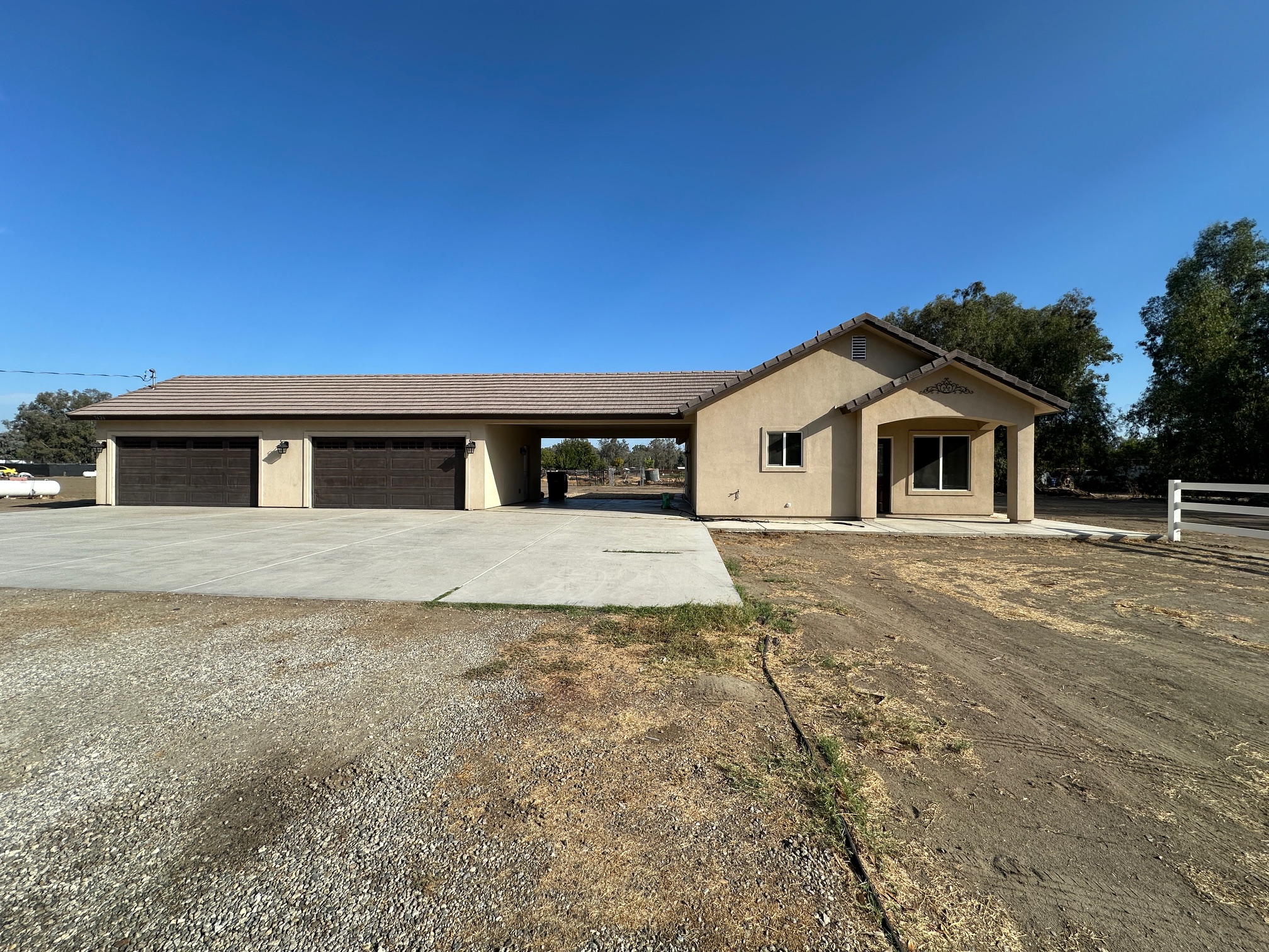 7620 Lindsay Road