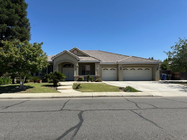 9213 Lake Victoria Drive